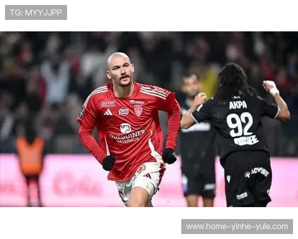 布雷斯特俱乐部最新动态解析及未来赛季展望深度报道